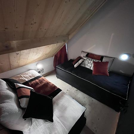 Refuges Sous Les Toits Bed & Breakfast Bourg-Saint-Maurice Exterior photo