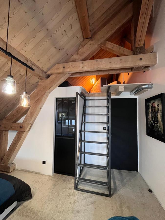 Refuges Sous Les Toits Bed & Breakfast Bourg-Saint-Maurice Exterior photo