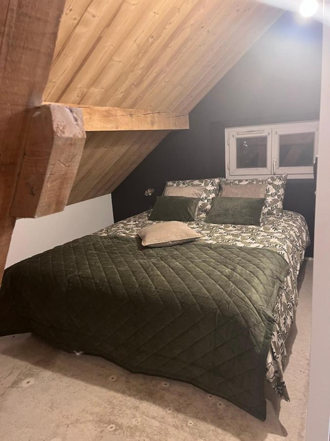 Refuges Sous Les Toits Bed & Breakfast Bourg-Saint-Maurice Exterior photo