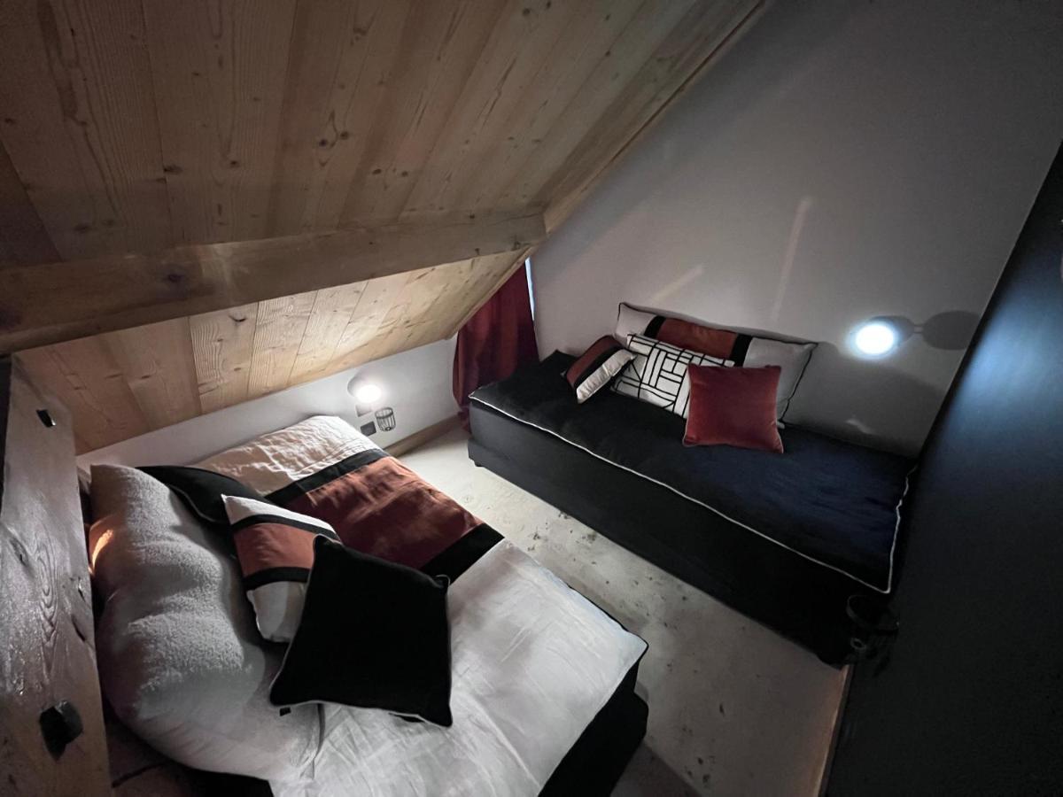 Refuges Sous Les Toits Bed & Breakfast Bourg-Saint-Maurice Exterior photo