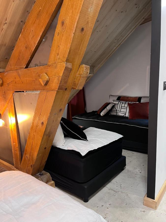 Refuges Sous Les Toits Bed & Breakfast Bourg-Saint-Maurice Exterior photo